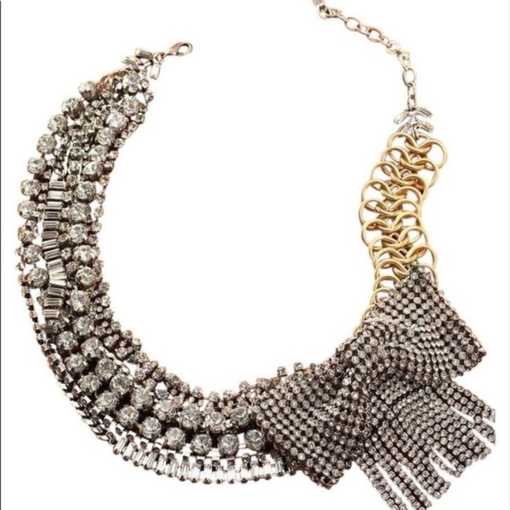 Stella & Dot Lady Boss Bow Statement Necklace